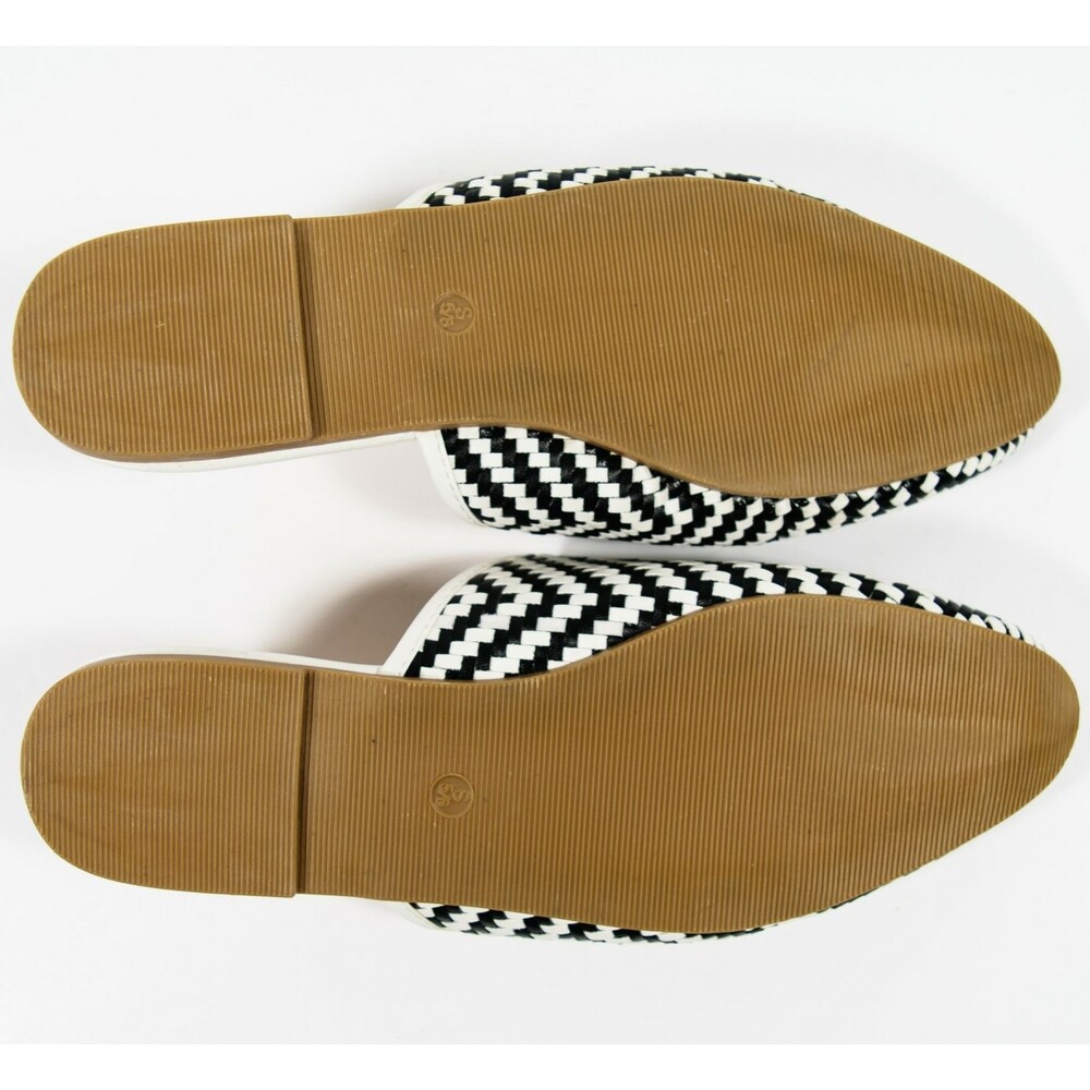 Women's West Loop Black White Woven Faux Leather Flats Open Back Sandals Sz 5-6 - Picture 3 of 3
